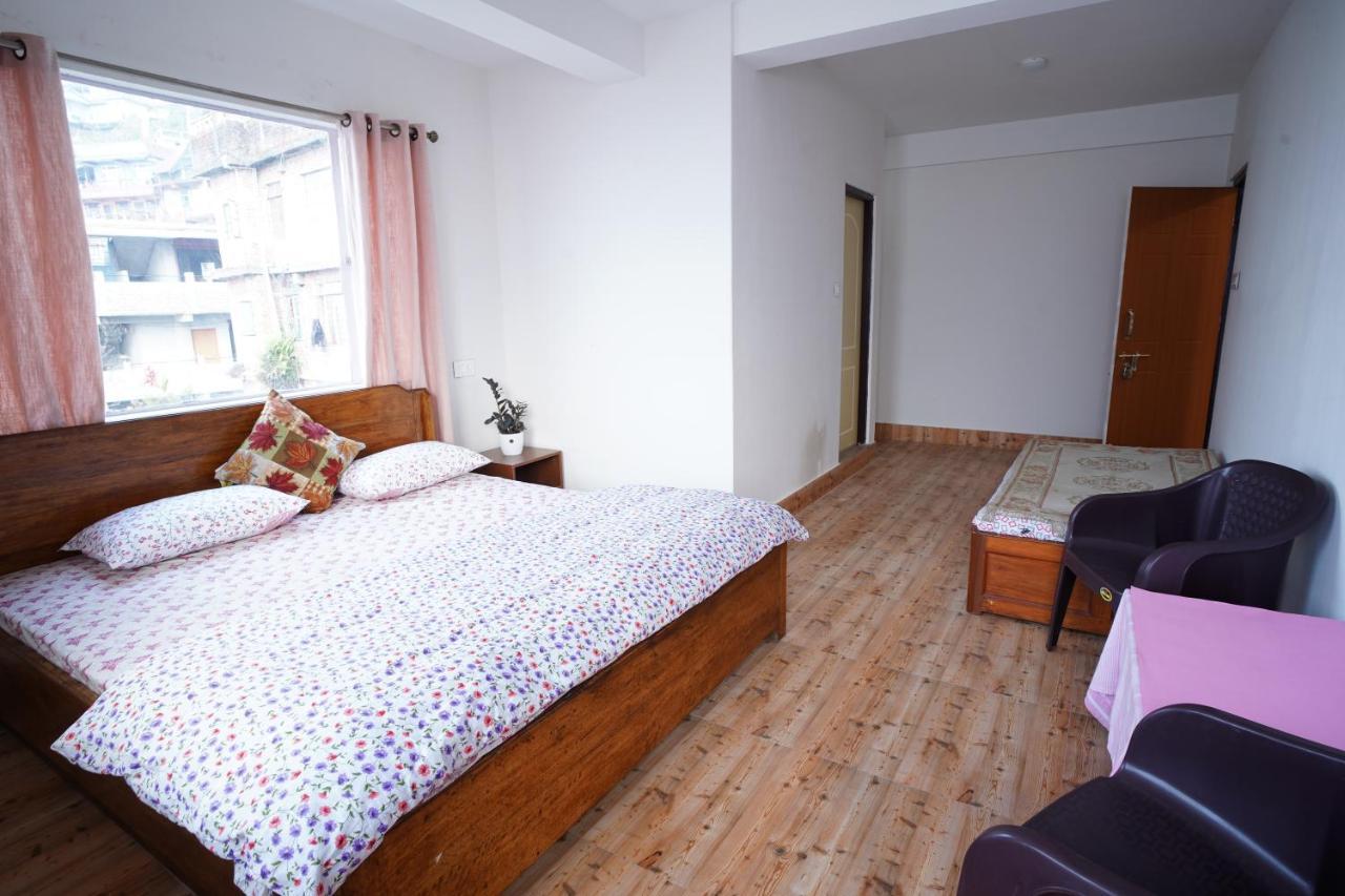 Himalok Homestay Дарджилинг Экстерьер фото