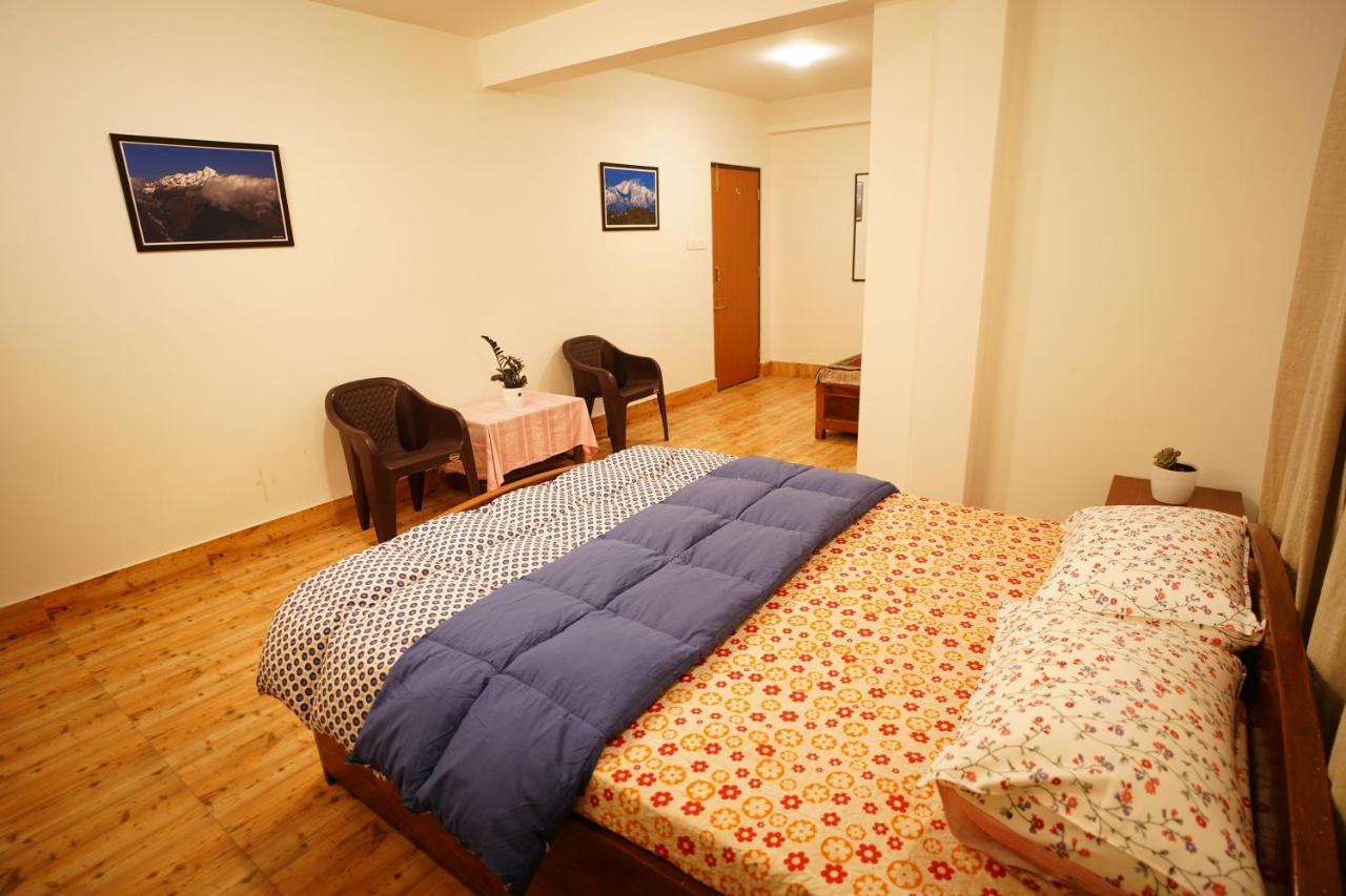 Himalok Homestay Дарджилинг Экстерьер фото