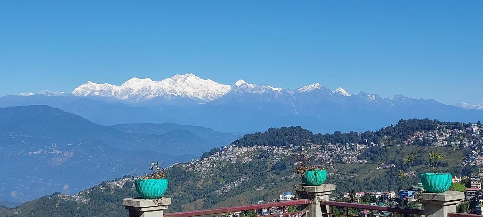 Himalok Homestay Дарджилинг Экстерьер фото
